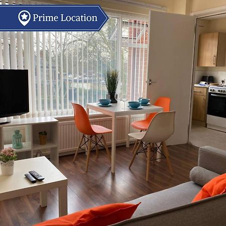 Ferienwohnung Conveniently Situated 1Bed Apt In Stretford Manchester Exterior foto